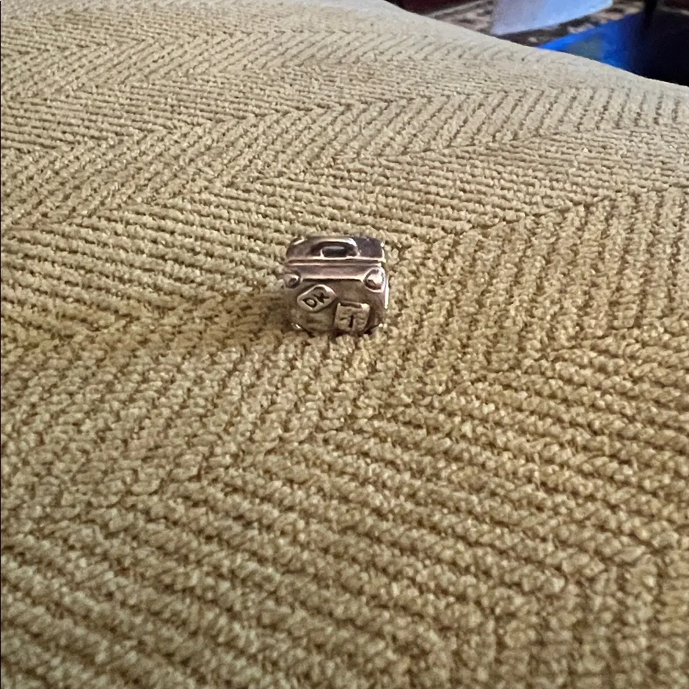 Pandora suitcase Silver Charm with Engraving - Picture 3 of 3